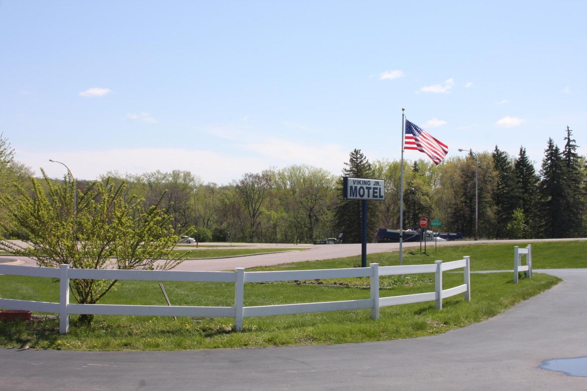 Viking Jr. Motel Saint Peter エクステリア 写真